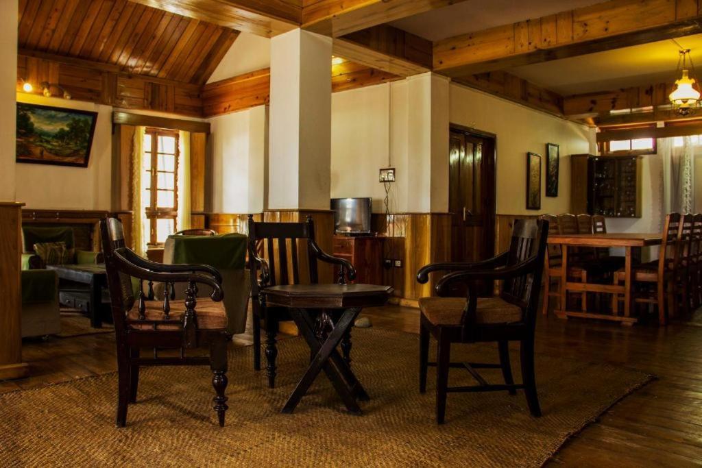 Hotel Ken & Twill Shillong Esterno foto